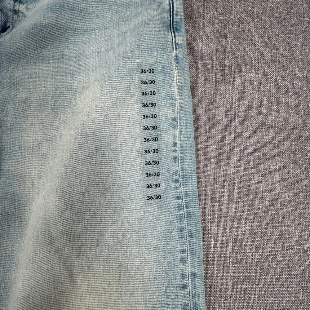 American Eagle AE Slim Straight Jeans Mens 36x30 Light Blue Airflex Stretch NEW